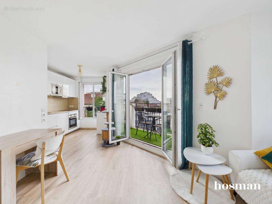 Appartement à CHARENTON-LE-PONT