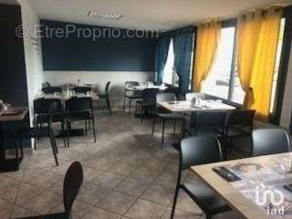 Photo 2 - Commerce à LOYAT