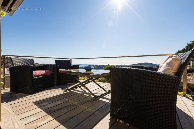 Appartement à VILLEFRANCHE-SUR-MER