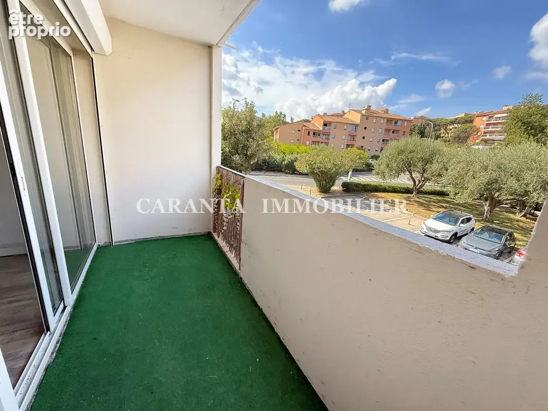 Vente appartement 4 pièces Sainte-Maxime avec parking, clim et cave - photo 4