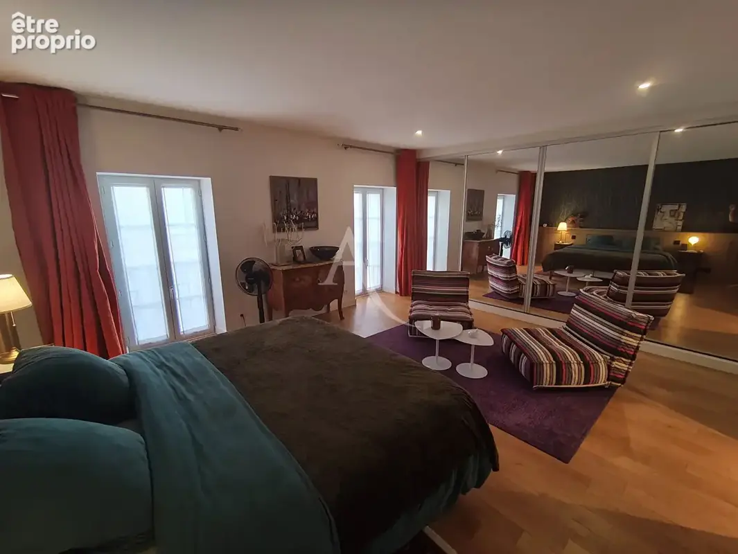 RARE - Hyper centre - Rochefort - Appartement avec ascenseur. - photo 5