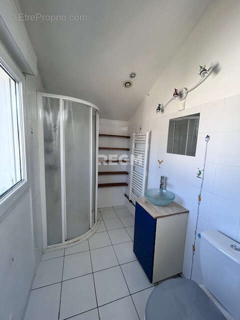 Belle maison rénovée par un architecte de 145 m2 habitable (210 m2 au sol) sur un terrain de 555 m2  - DPE en - photo 17