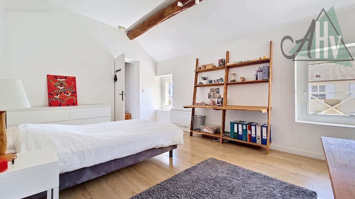 Maison à LIVERDY-EN-BRIE