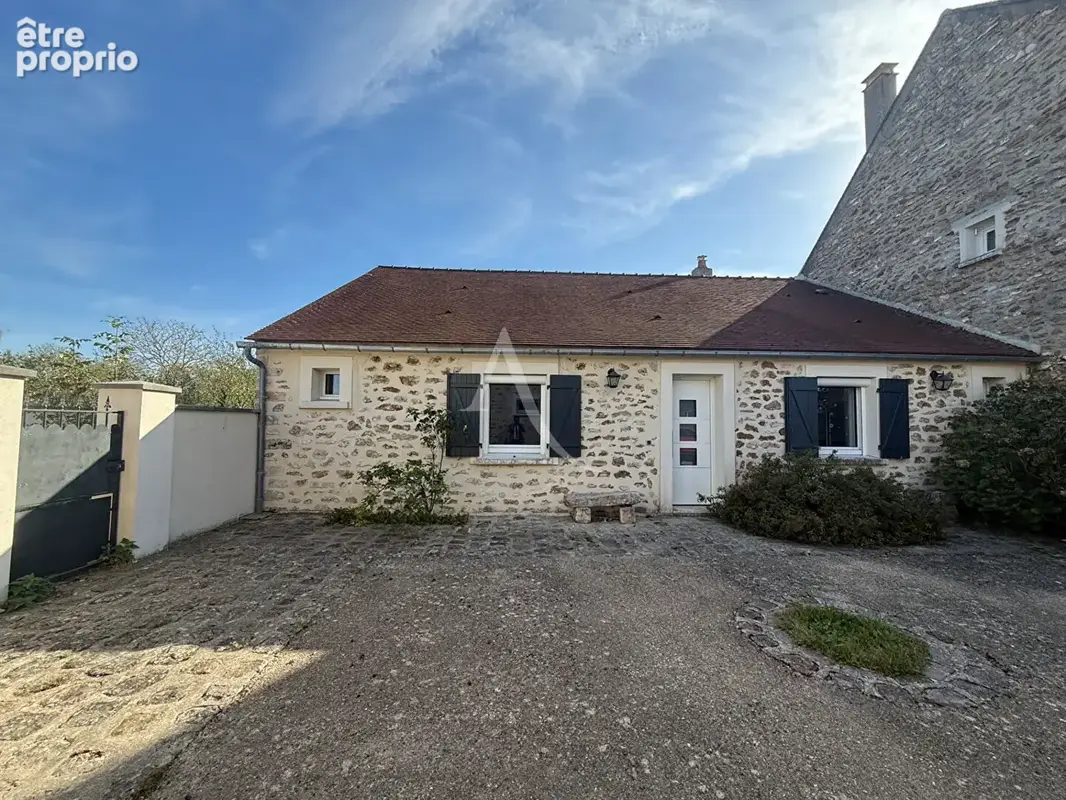 Maison Fontaine Le Port 5 pièce(s) 115 m2 - photo 1
