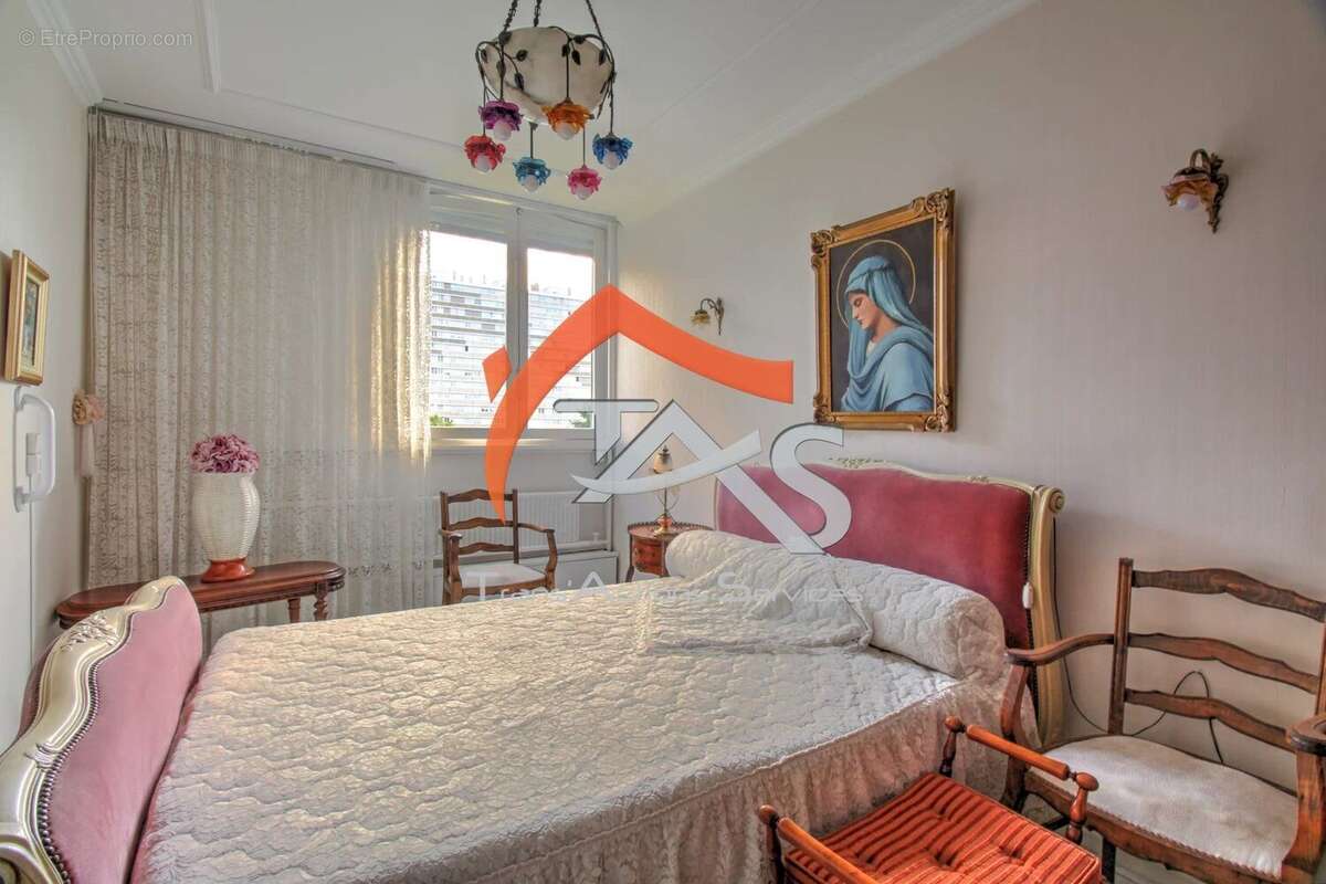 Appartement à SAINT-ETIENNE