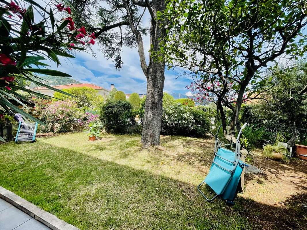 Appartement à ROQUEBRUNE-CAP-MARTIN