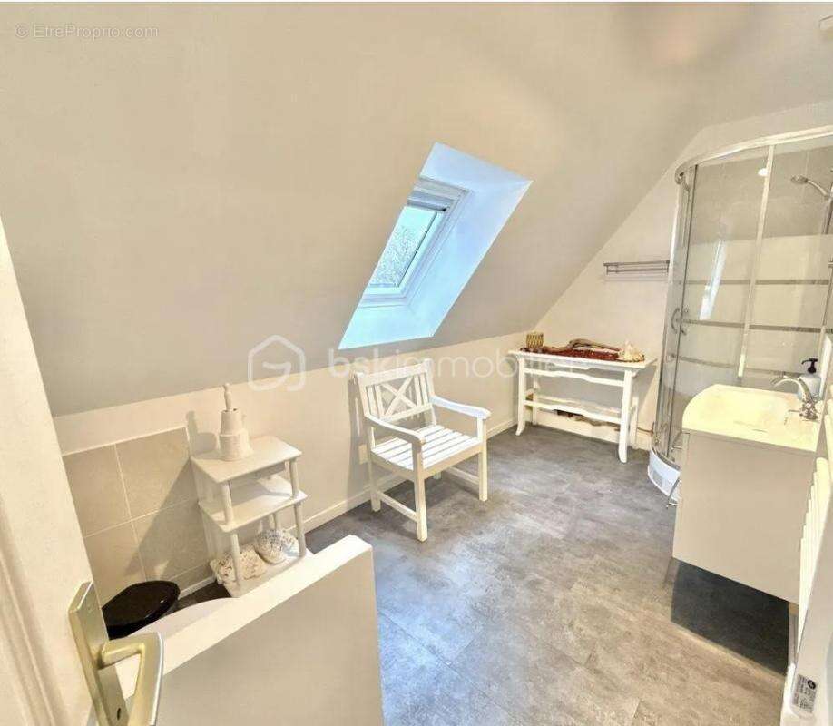 Maison à MONTIVILLIERS