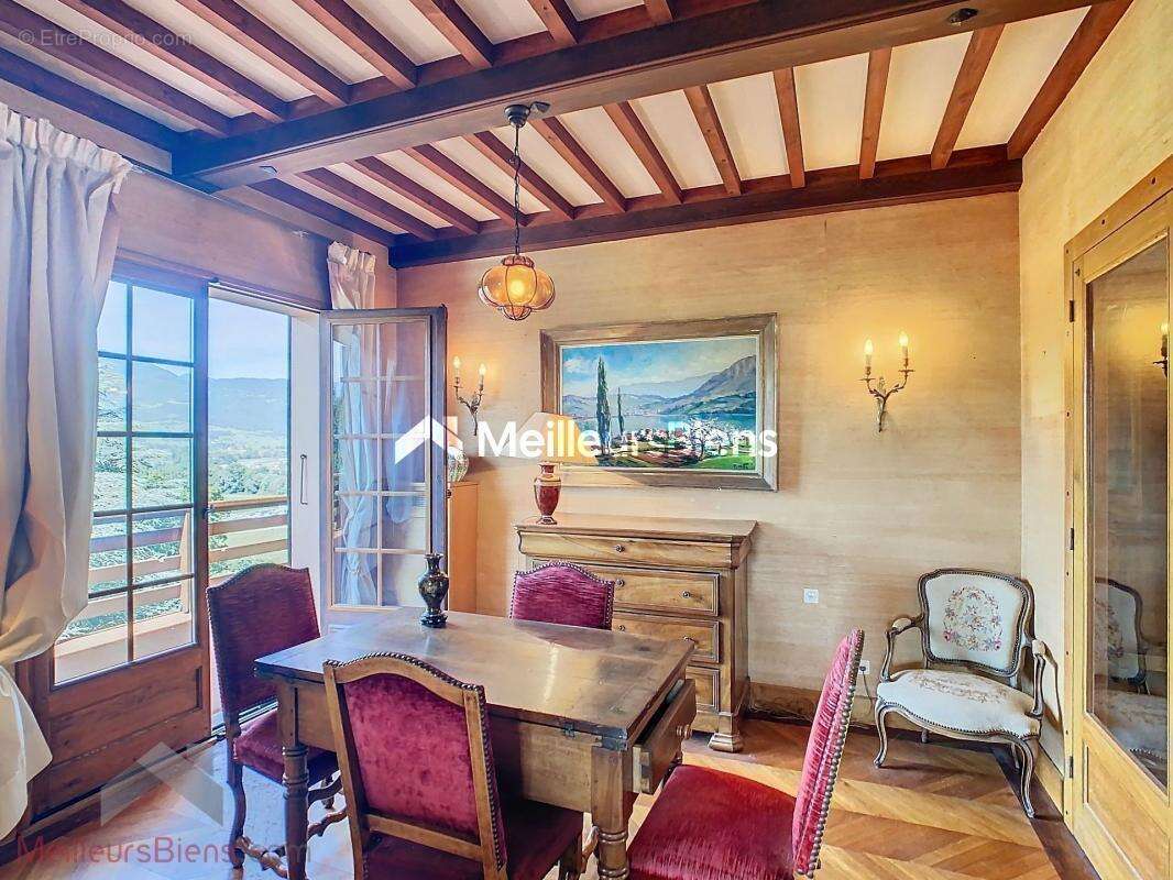 Appartement à CHIGNIN