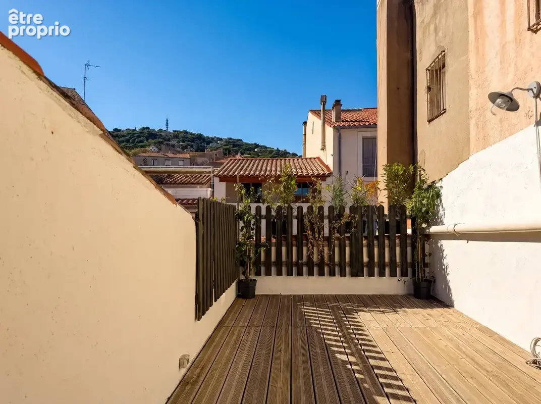 Appartement T3  avec terrasse de 15 m² et vue dégagée et Mont Saint Clair - photo 9