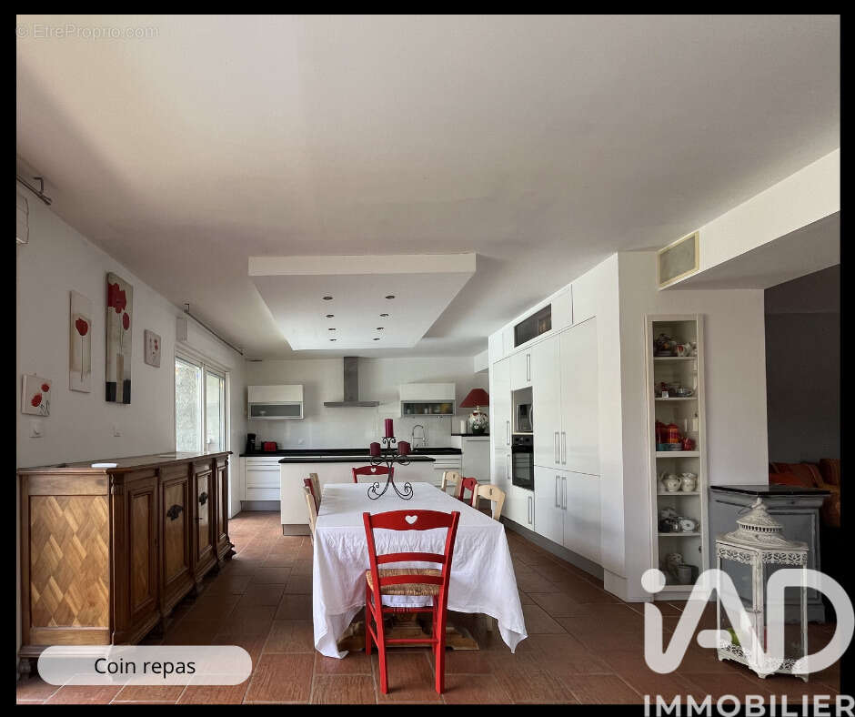 Maison 254 m² à Villematier  - photo 2