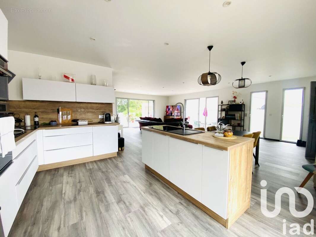 Photo 6 - Maison à MEDIS