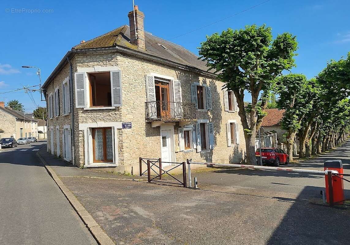 Appartement à MEREVILLE