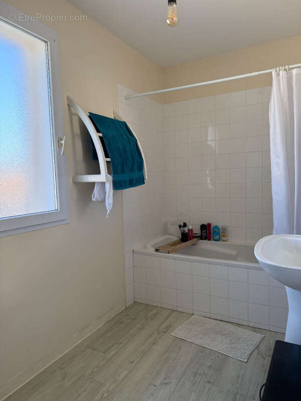 Maison à BELLEVILLE-SUR-VIE