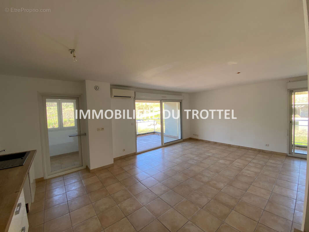 T2 - 60 M2 - Les Milelli - photo 2