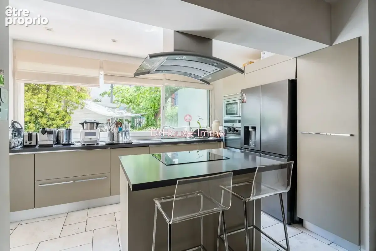 Maison 4 pièces 124 m² à vendre à Marseille-7e (13007) - photo 8