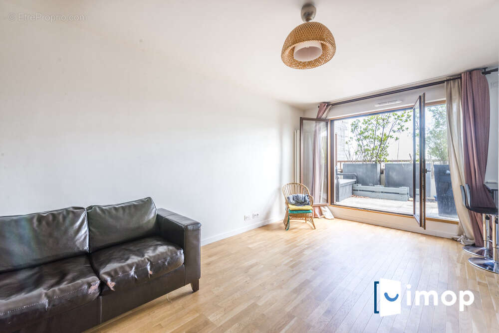 Appartement à IVRY-SUR-SEINE