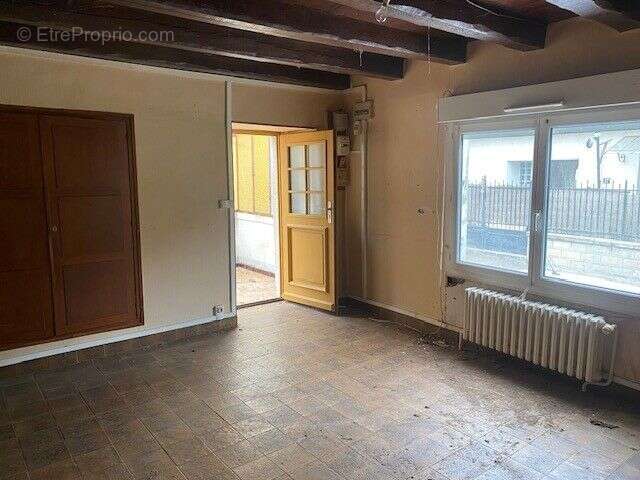 SENNEVOY – Maison T3 : petit prix, grand potentiel ! À saisir vite ! - photo 4