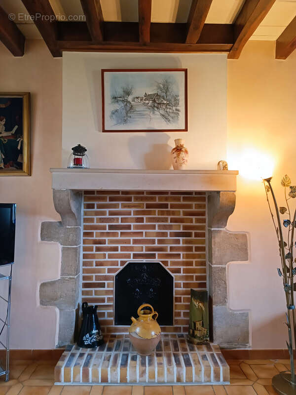 Maison à COUY