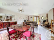 Maison à THORIGNY-SUR-OREUSE