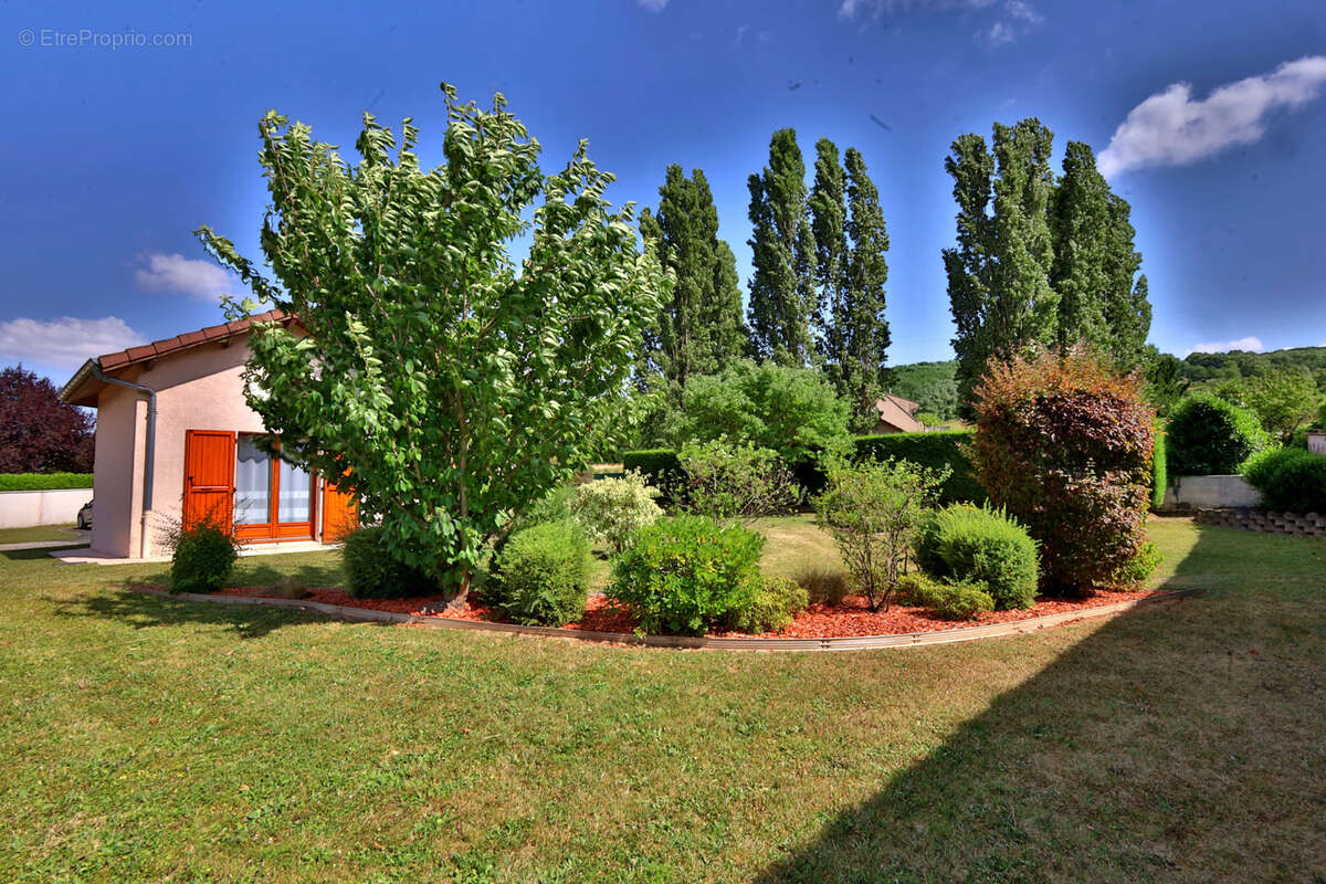 Maison Type 3 - 135,35 m2 habitables - Terrain 1500m2 - photo 2