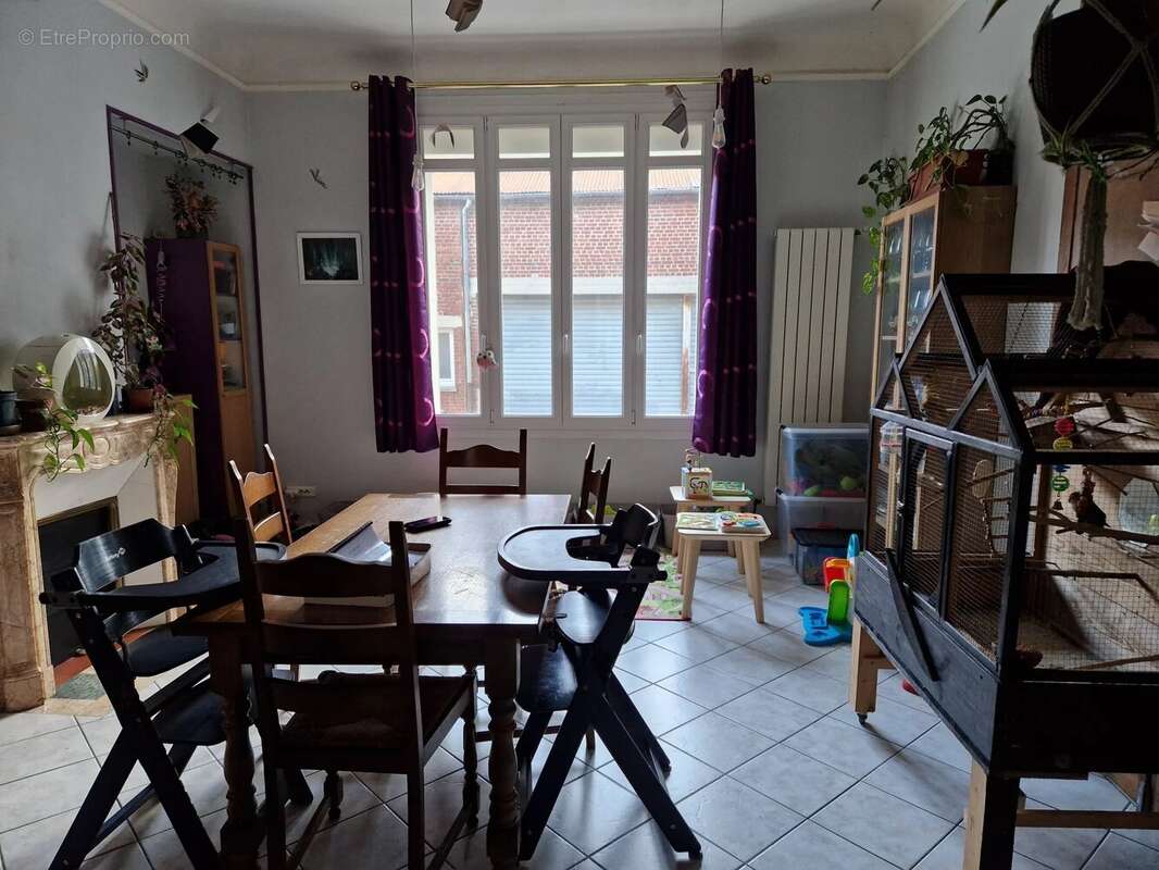 Maison à SAINT-QUENTIN