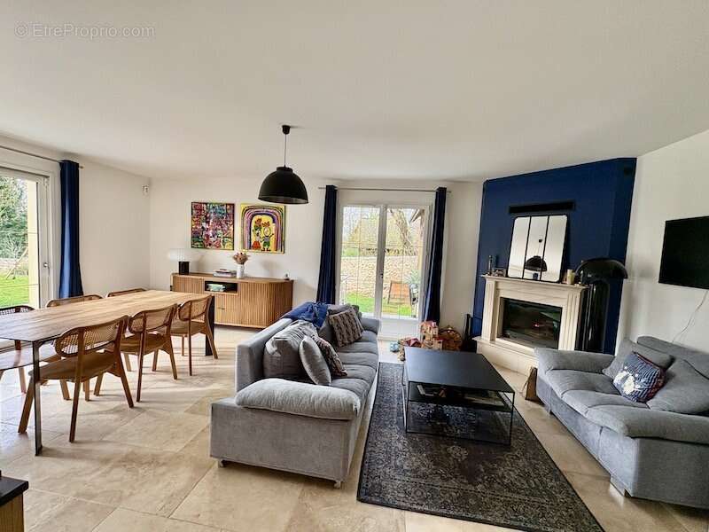 Maison à CHATEAUFORT