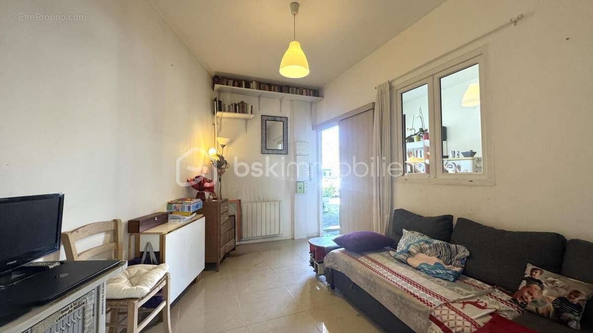 Appartement à VAIRES-SUR-MARNE