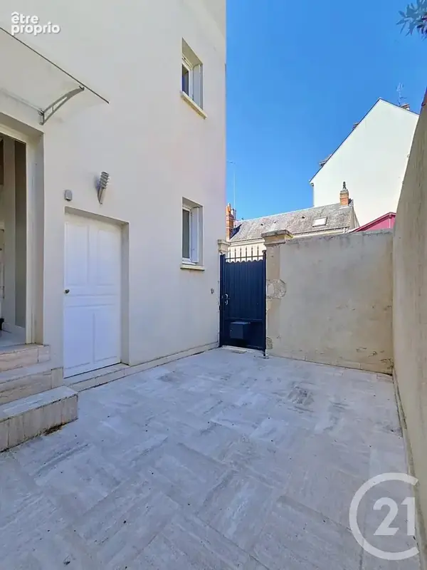 Maison 5 pièces 143 m² à vendre à Tours (37000) - photo 2