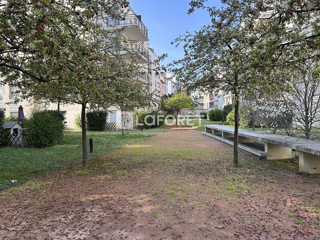 Appartement à LYON-8E