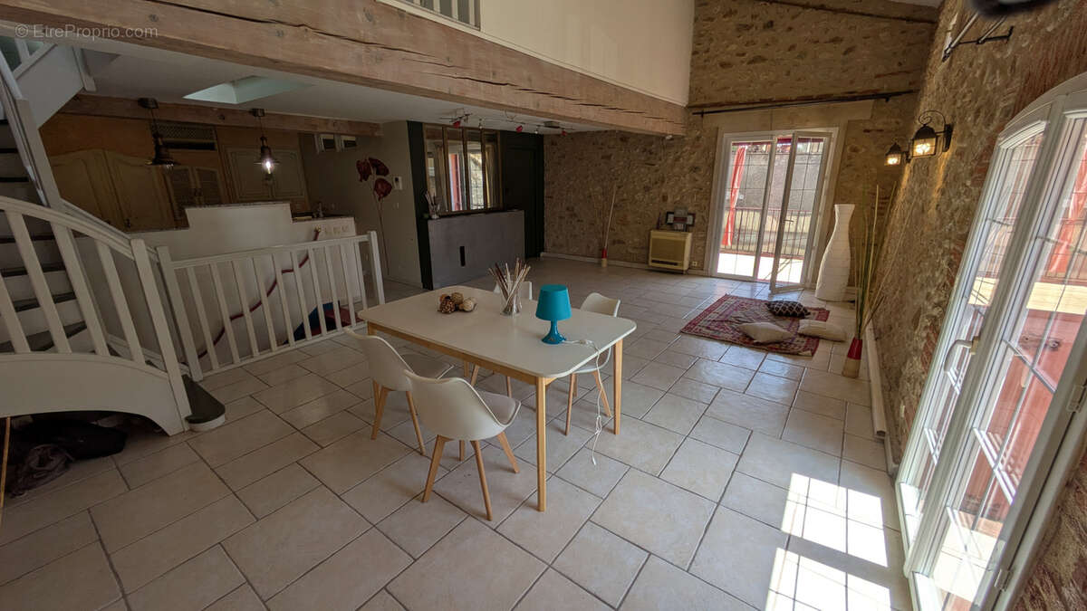 Maison + exterieur + garage + appt t2 independant - argeles sur mer - photo 5