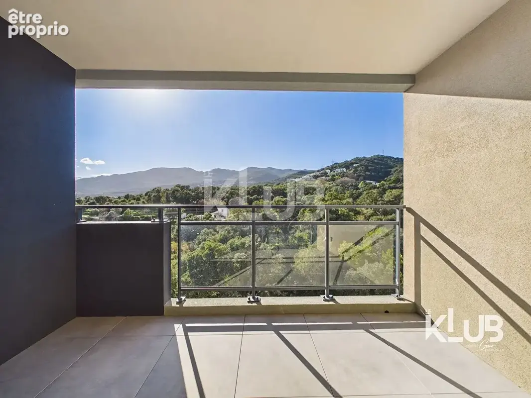 À vendre : Appartement  3 pièces  lumineux  Bastia Sud - photo 8