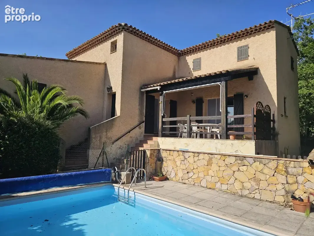 Photo Maison à Saint-Vallier-De-Thiey au prix de 439 000€