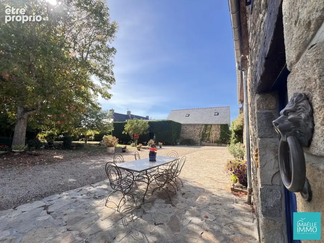 Maison 6 pièces 243 m² à vendre à Plessix-Balisson (22650) - photo 2