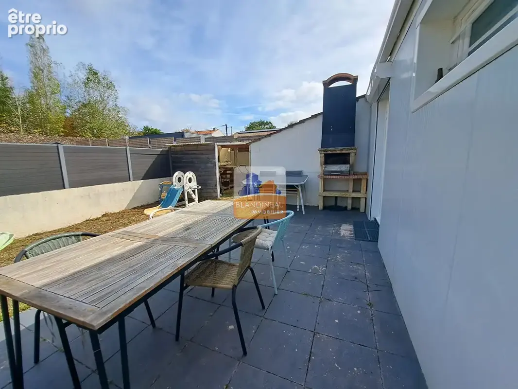 BRAINS Maison  4 CHAMBRES  92 m2  et 101 m² au sol - photo 13