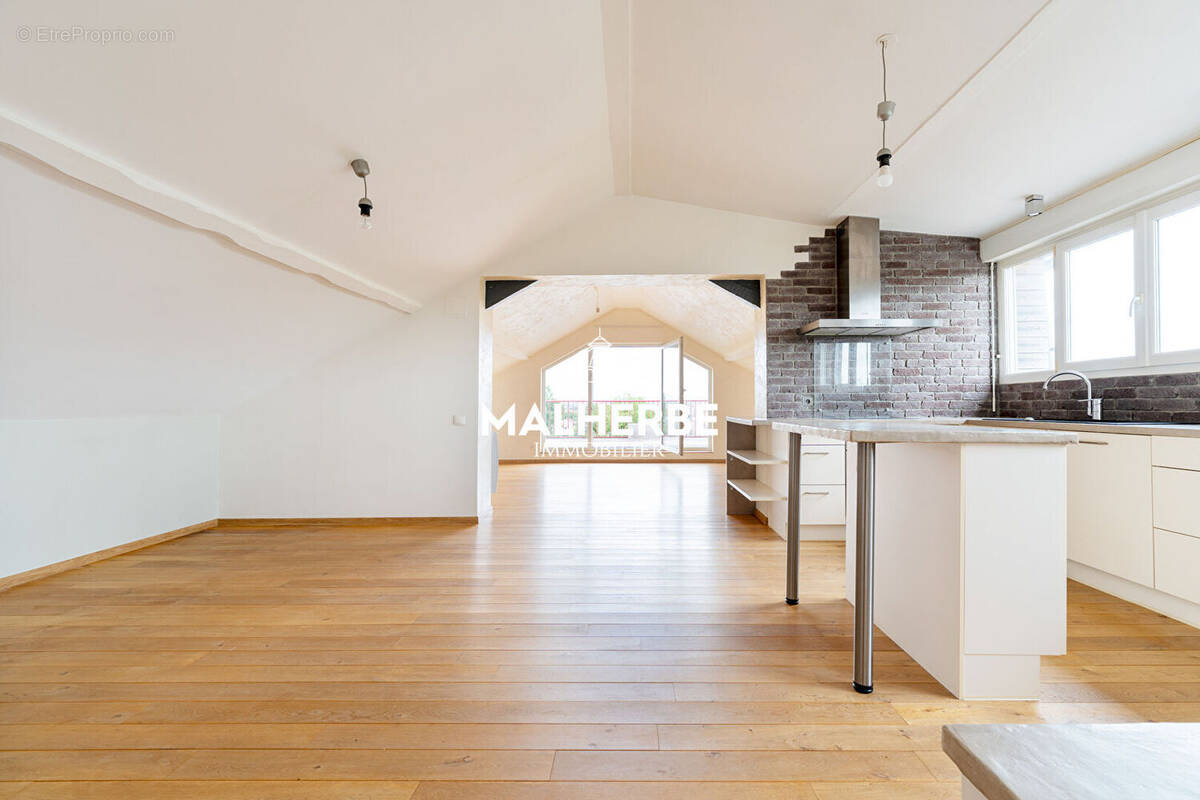 Appartement à GONDREVILLE