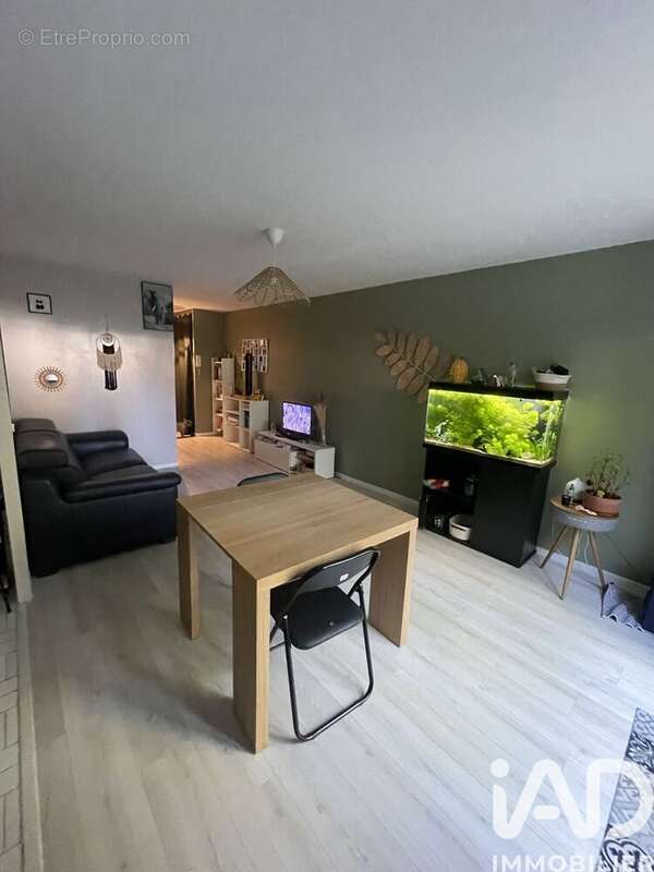 Photo 2 - Appartement à SAINT-MICHEL-SUR-ORGE