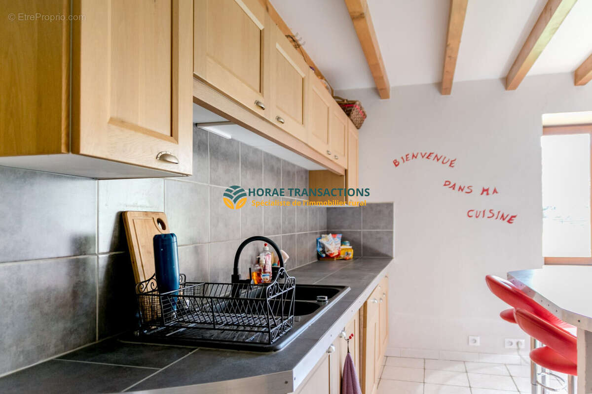 Maison à VELLEXON-QUEUTREY-ET-VAUDEY