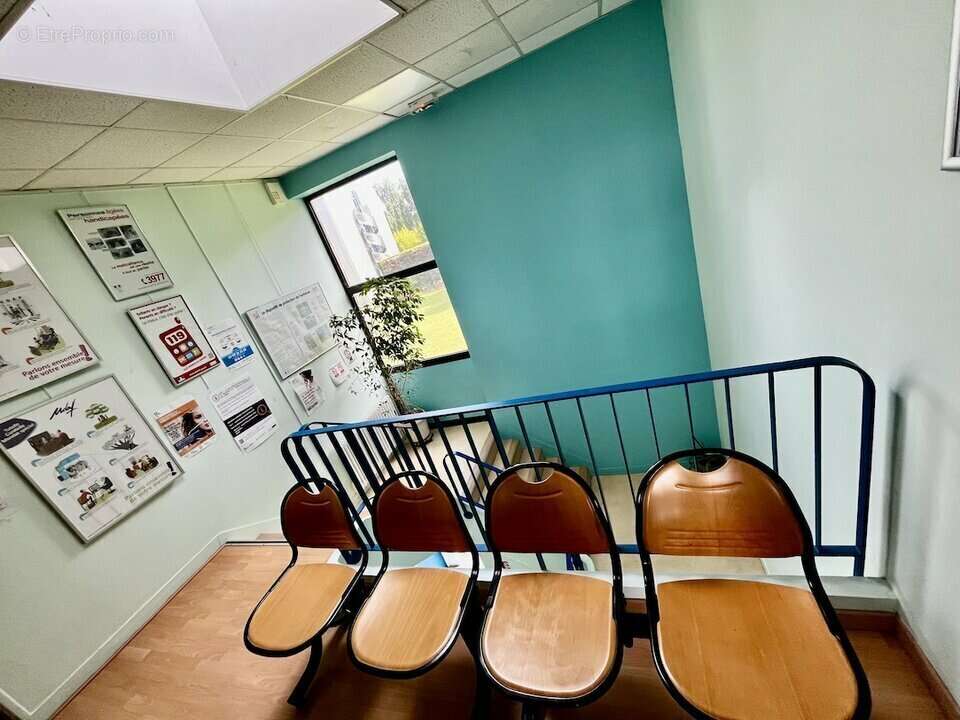 Commerce 289 m² à Compiegne  - photo 7