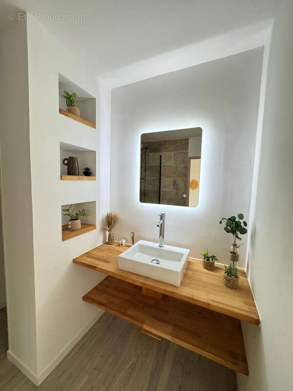 Appartement à SAINT-DENIS