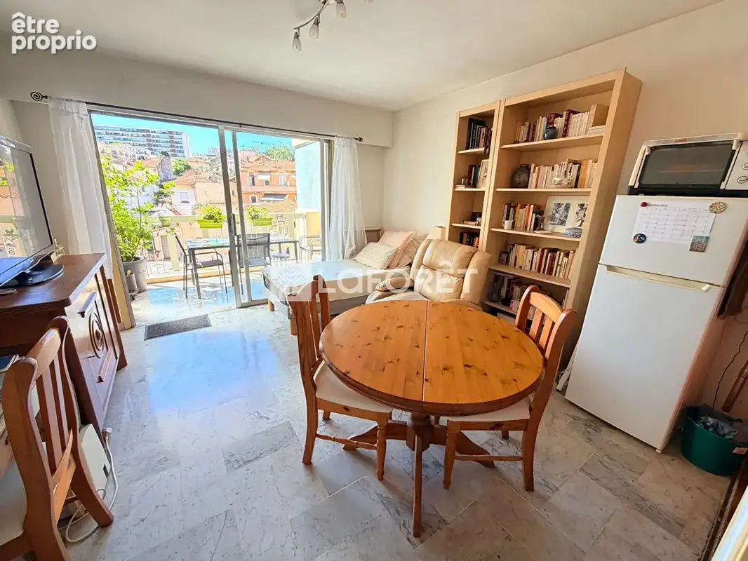 Cannes haut Gallieni : Studio 23 m² avec Terrasse et Cave - photo 5