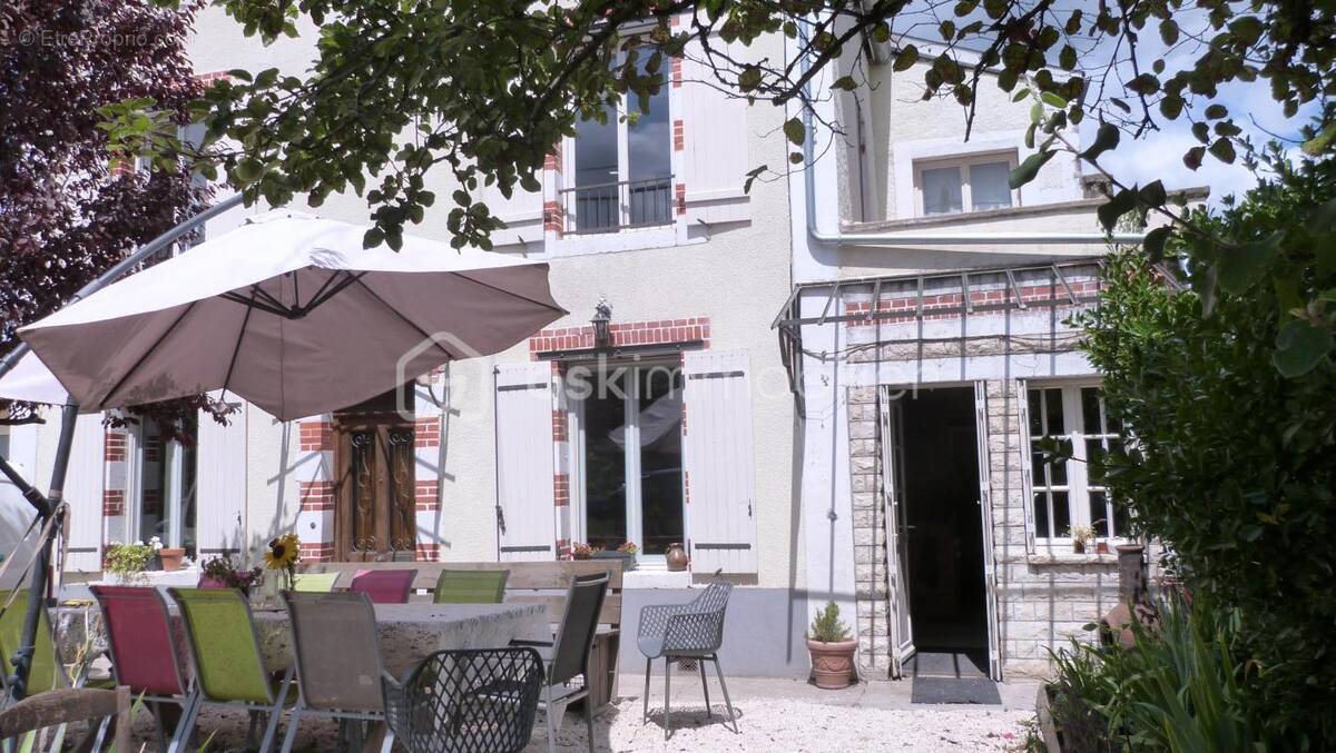 Maison à RIBERAC