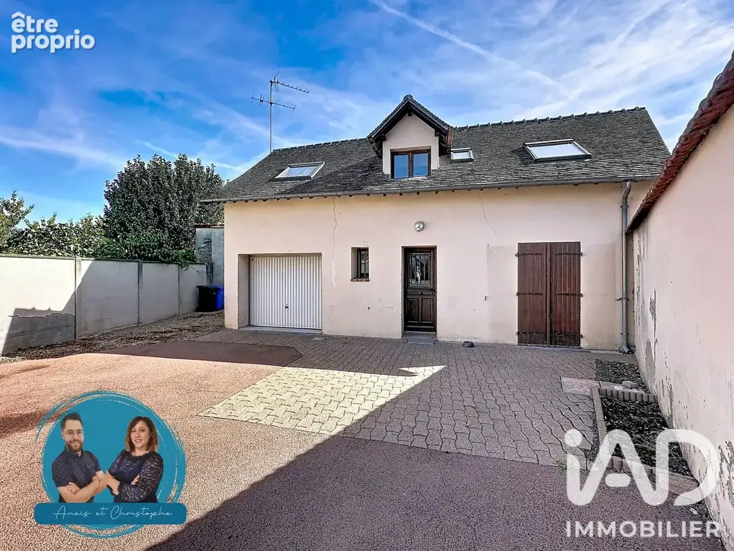 Photo 1 - Maison à NOGENT-LE-ROI