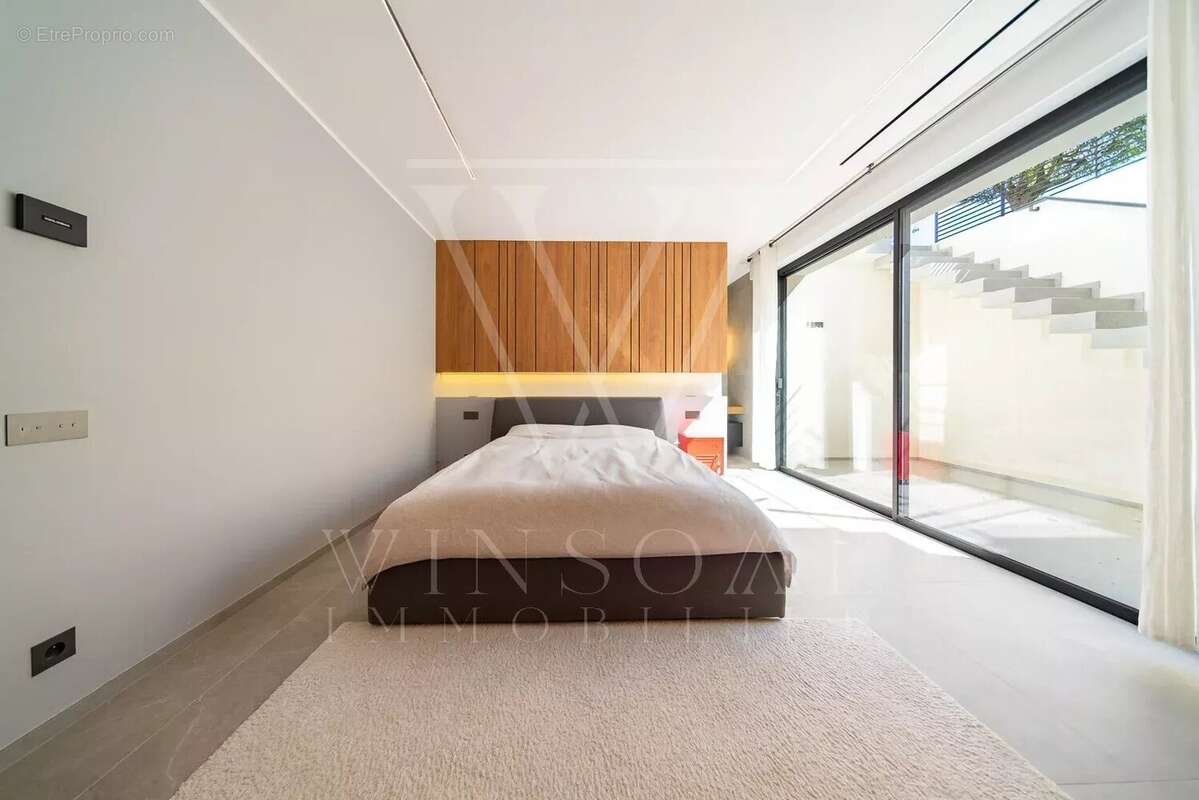 Maison à VILLENEUVE-LOUBET