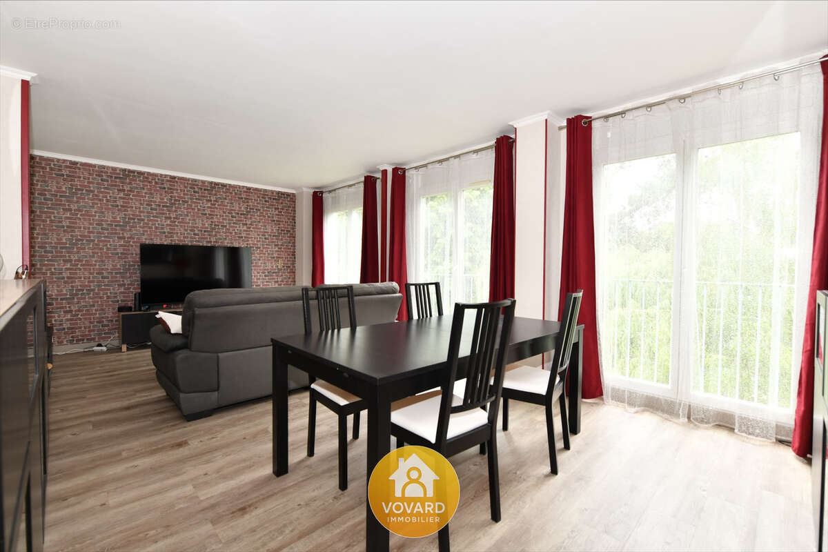 Appartement à SAINT-BRICE-SOUS-FORET