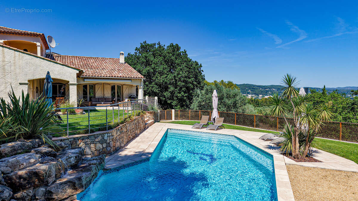 Maison à DRAGUIGNAN