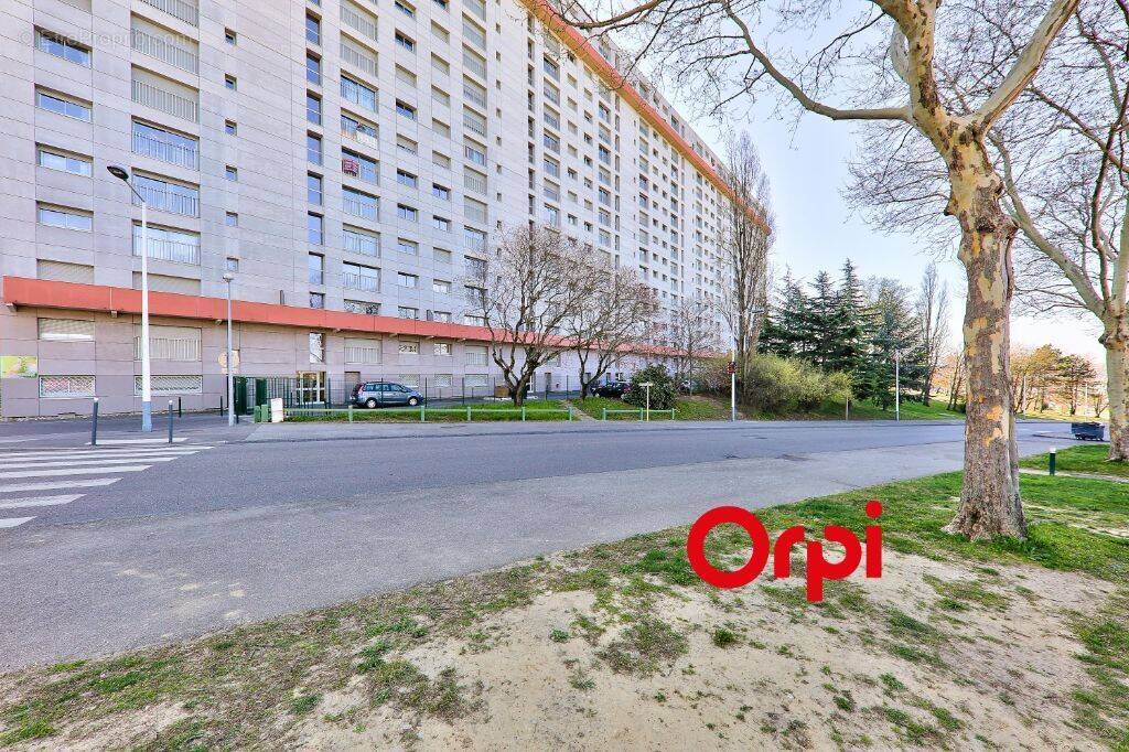 Appartement à VENISSIEUX