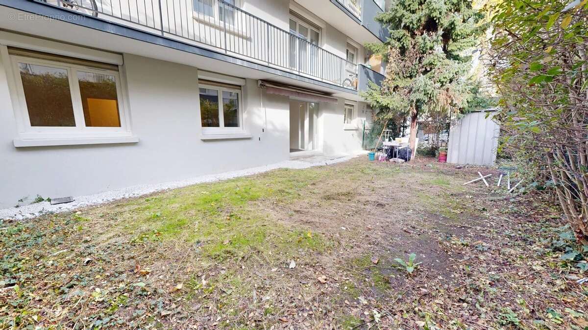 Appartement à BONDY