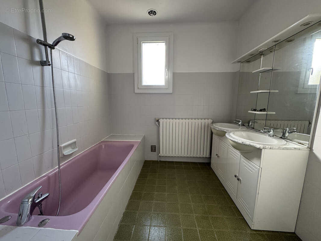 Maison à LE LOROUX-BOTTEREAU