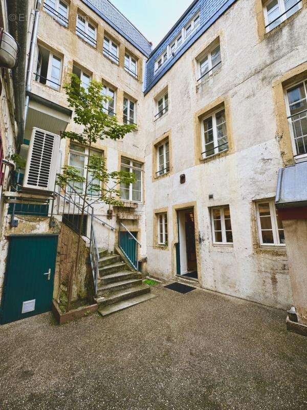 METZ HYPER CENTRE - Appartement en duplex - photo 5