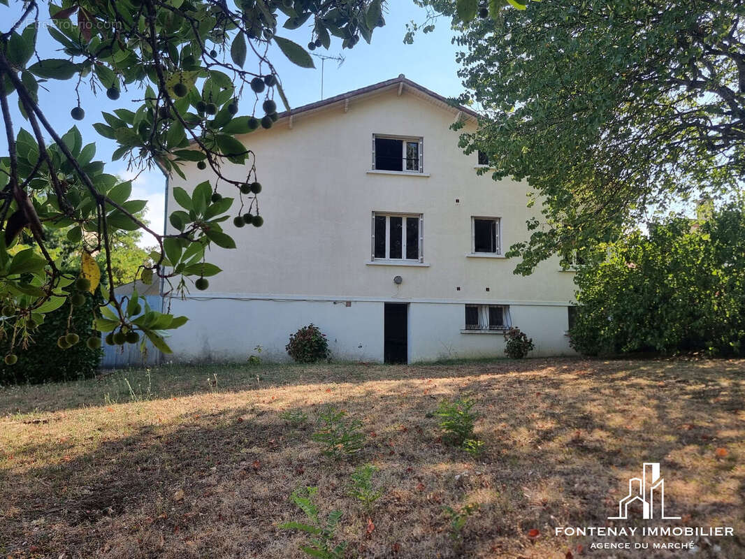 Maison à FONTENAY-LE-COMTE